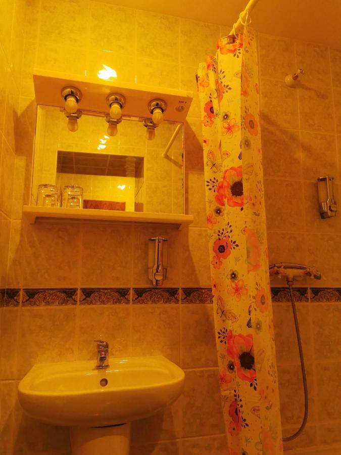 River Star Hotel Praga Esterno foto